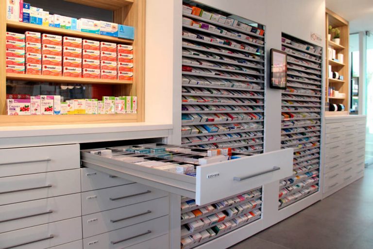 cajoneras Farmacia Chao - reforma Apotheka
